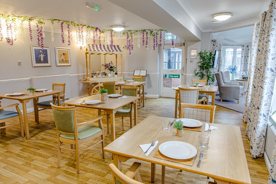 Aston-House-Care-Home-Dining-Area